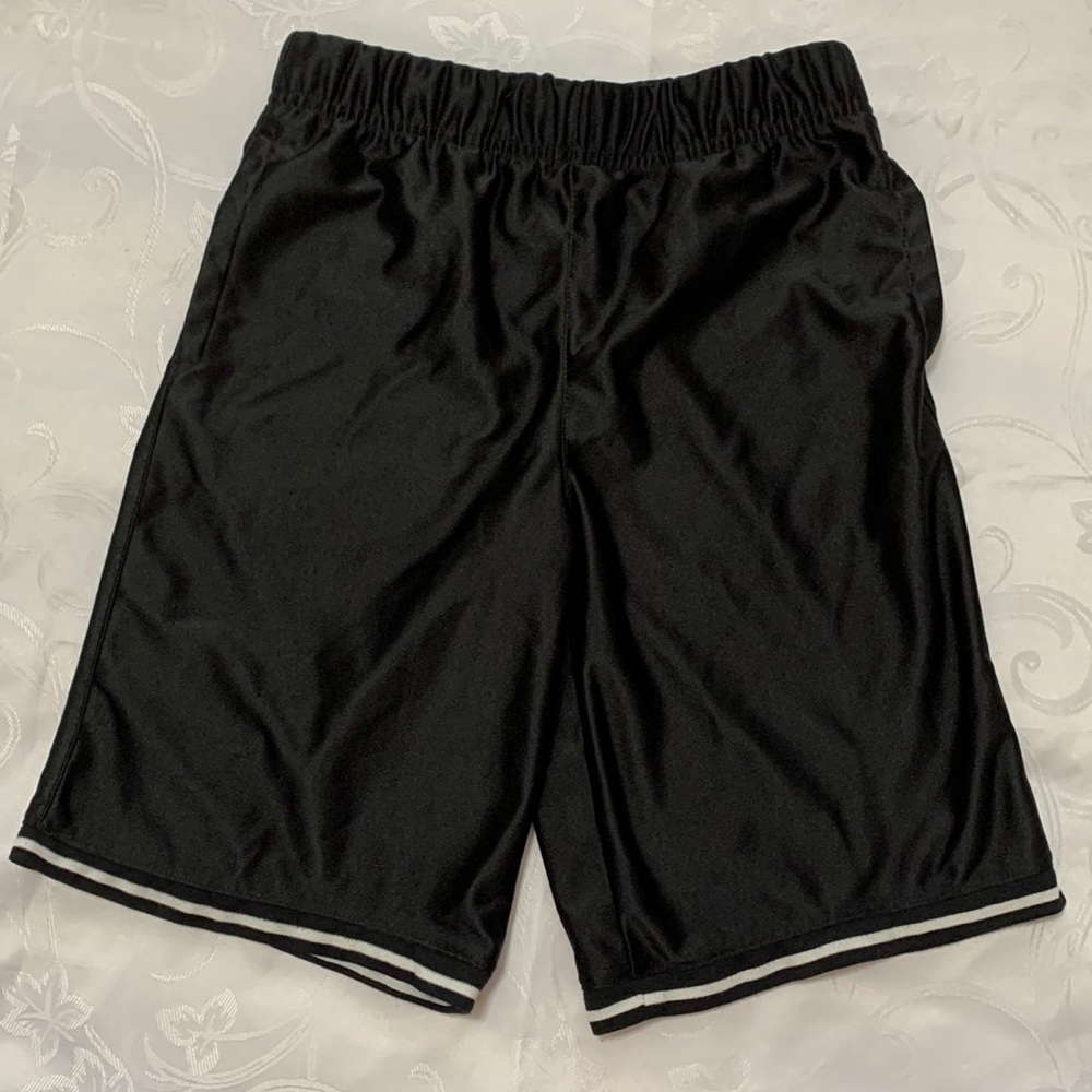 ⭐️2for$10⭐️ Ideology shorts